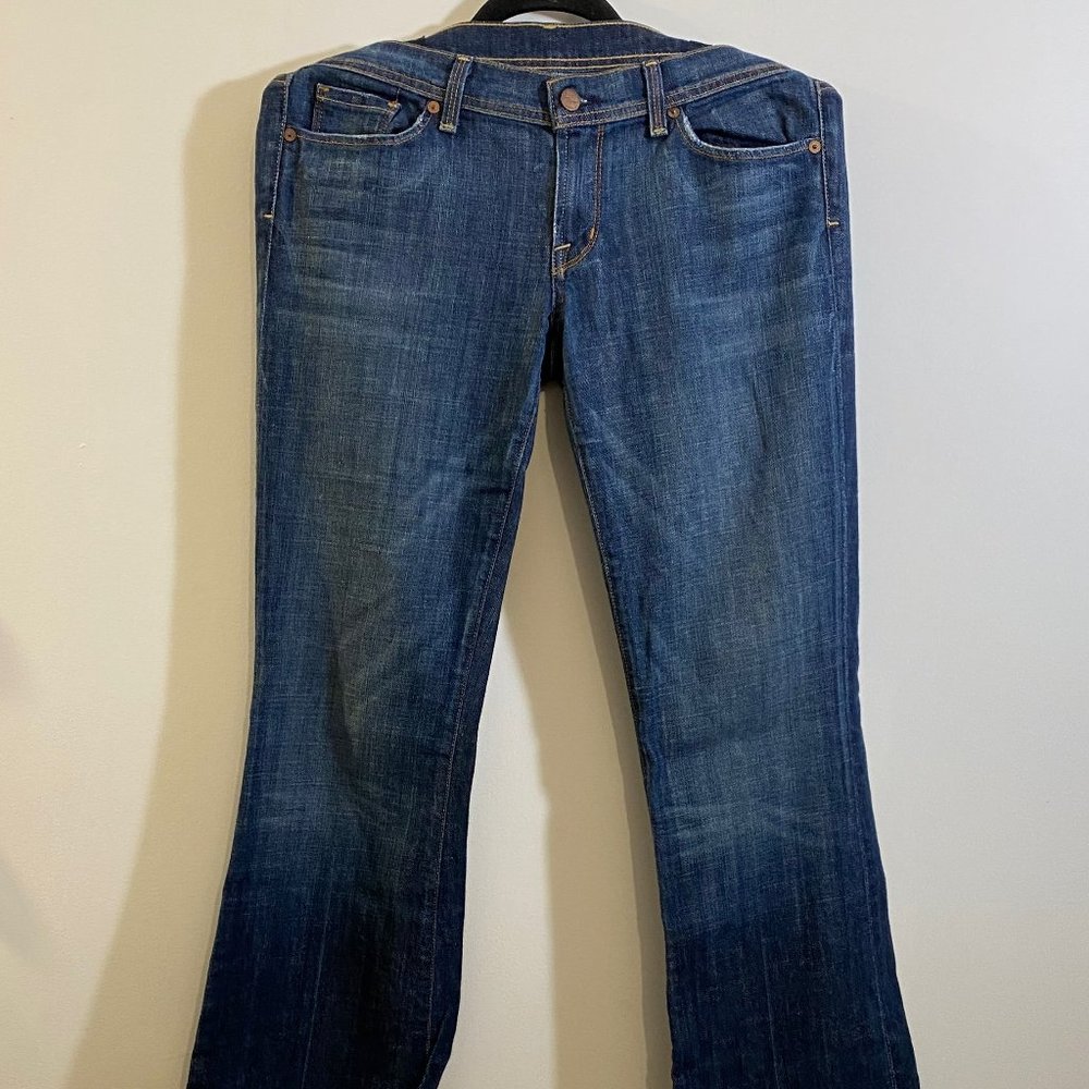 Citizens of Humanity Ingrid #002 Low Rise Flare Med Wash Jeans. Size 31.